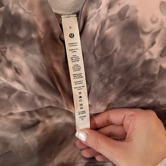 Lululemon Align Tank - Picture 2 of 5